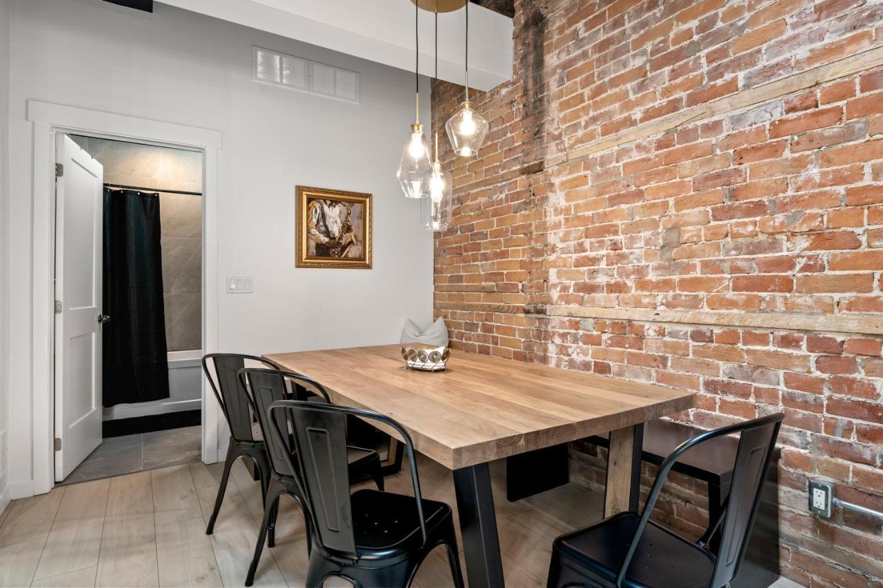 Апартаменты The Goodman: Front Street Flats Бельвиль Экстерьер фото